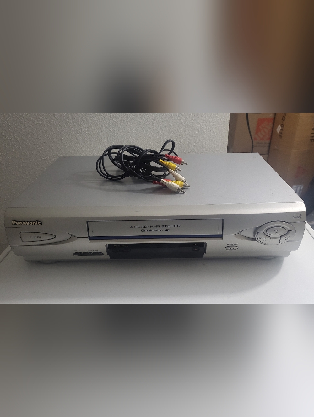 Panasonic Blue Line PV-V4603S 4-Head Omnivision VCR Working with Remote